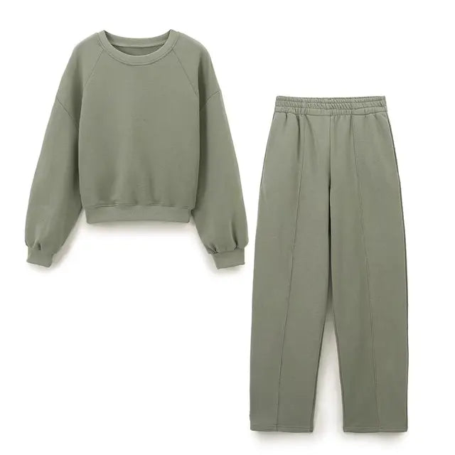 WezelBezel Sweatshirt and Pants Set - Casual Style