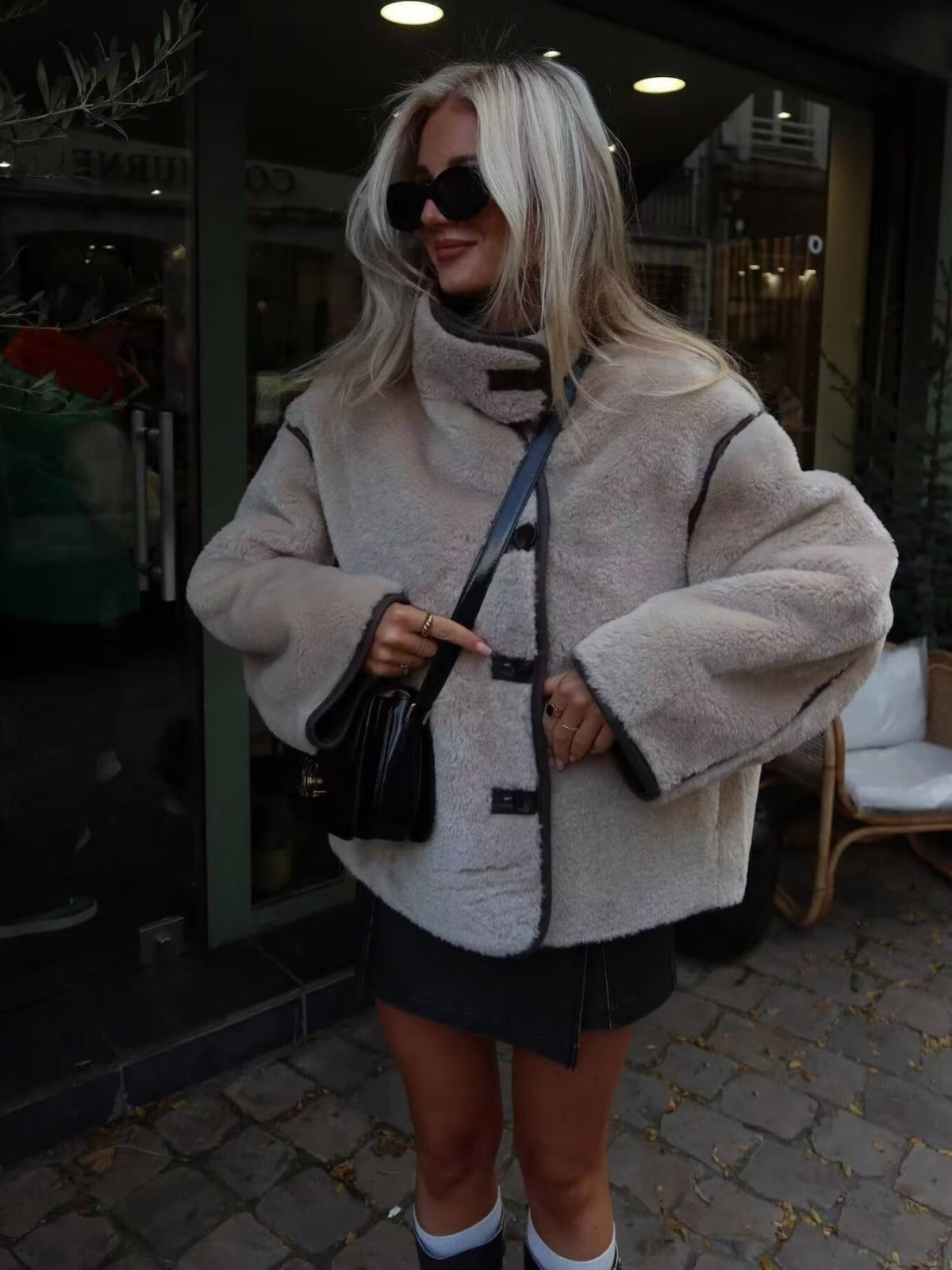 WezelBezel Short Fleece Flight Jacket – Color-Blocked Style