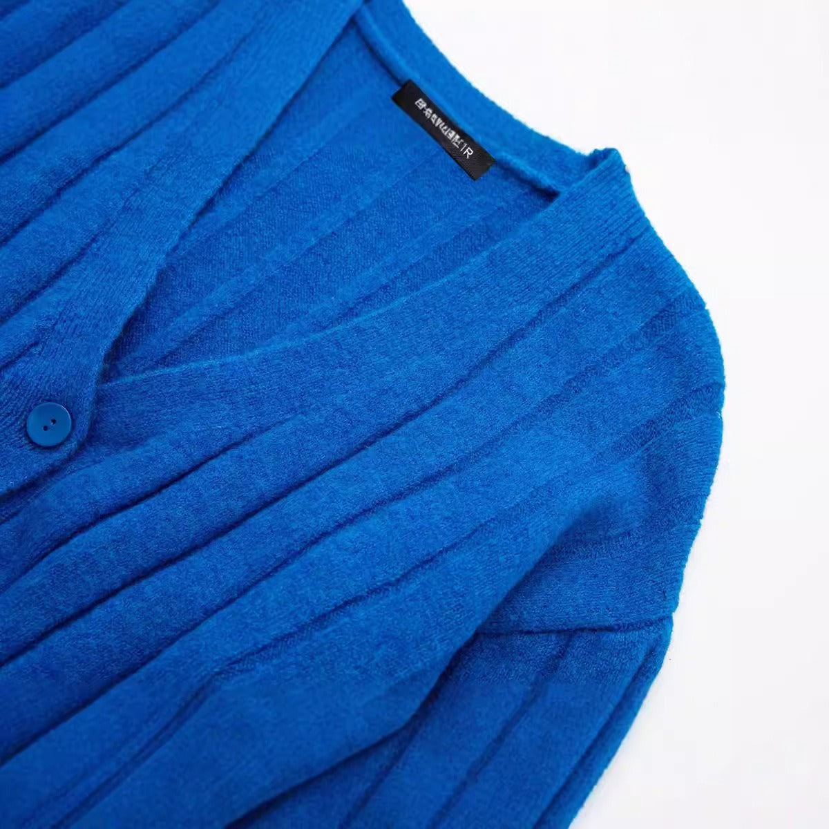 WezelBezel Blue Cardigan - Versatile Knit Style