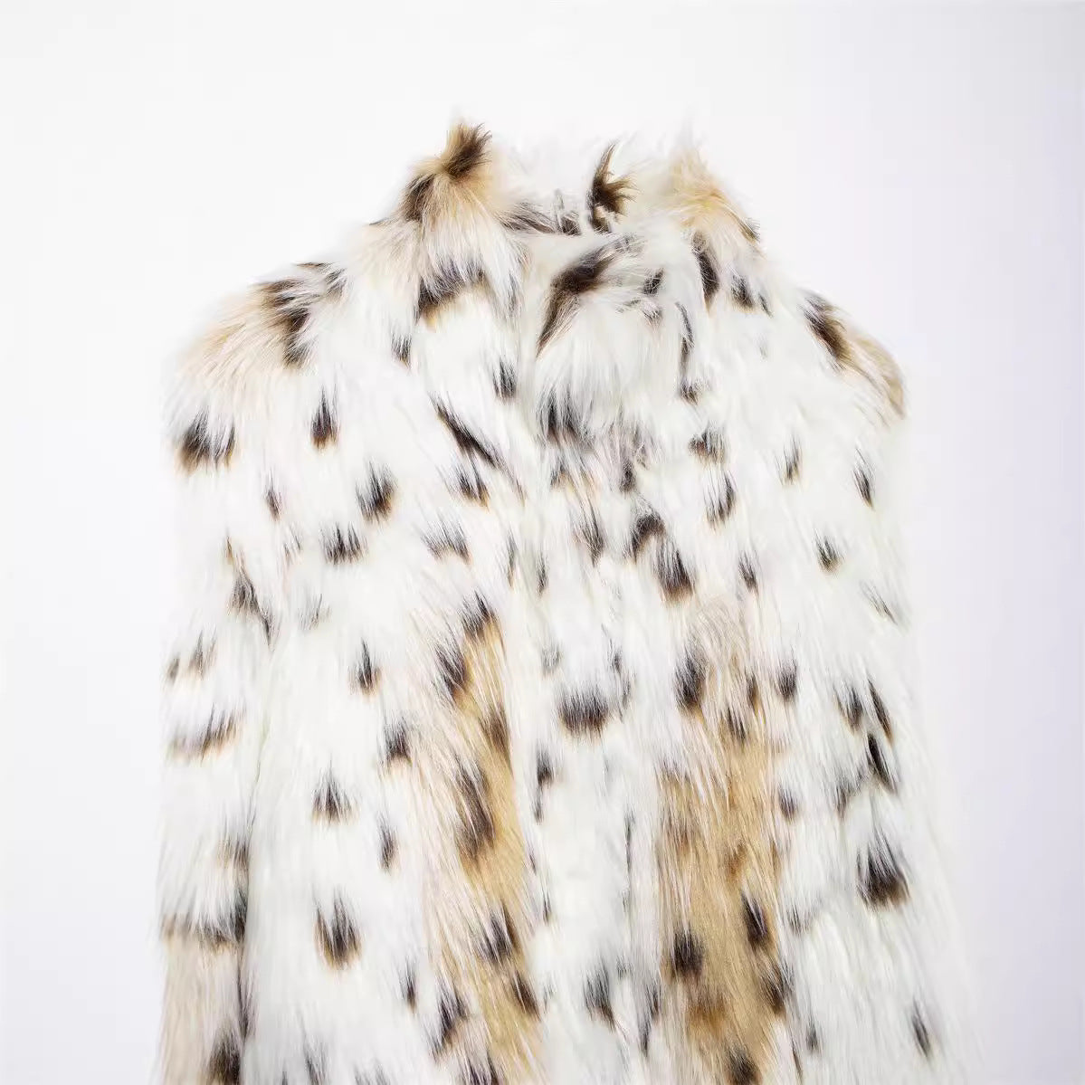 WezelBezel Fur Coat - Short Style