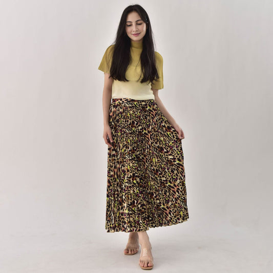 WezelBezel Pleated Midi Skirt - Elastic Waistband