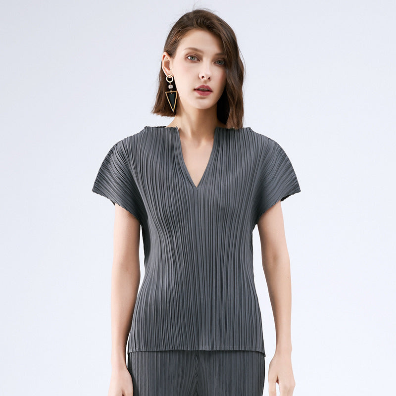 WezelBezel Pleated T-Shirt & Pants Set