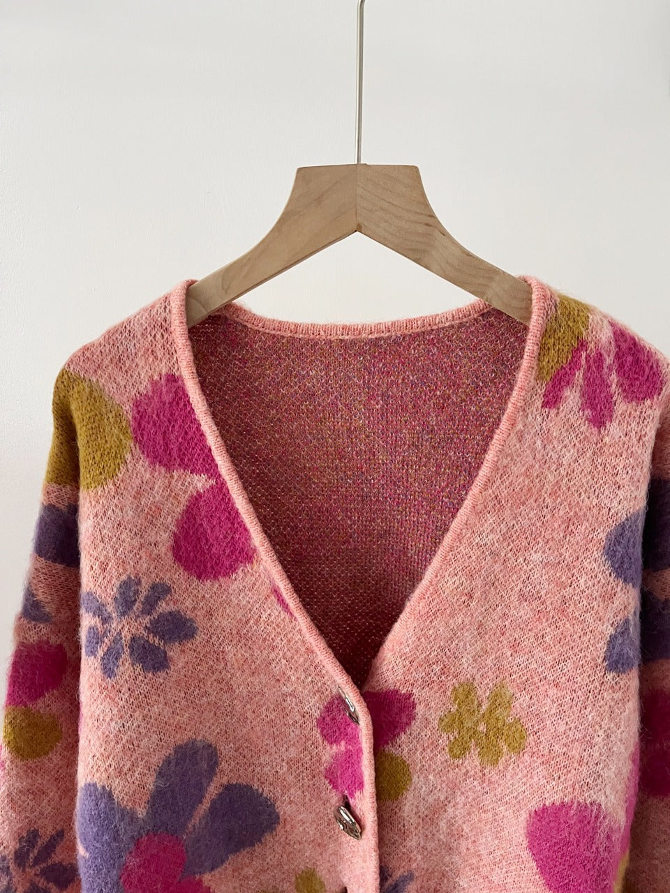 WezelBezel Pink Knit Fall Cardigan