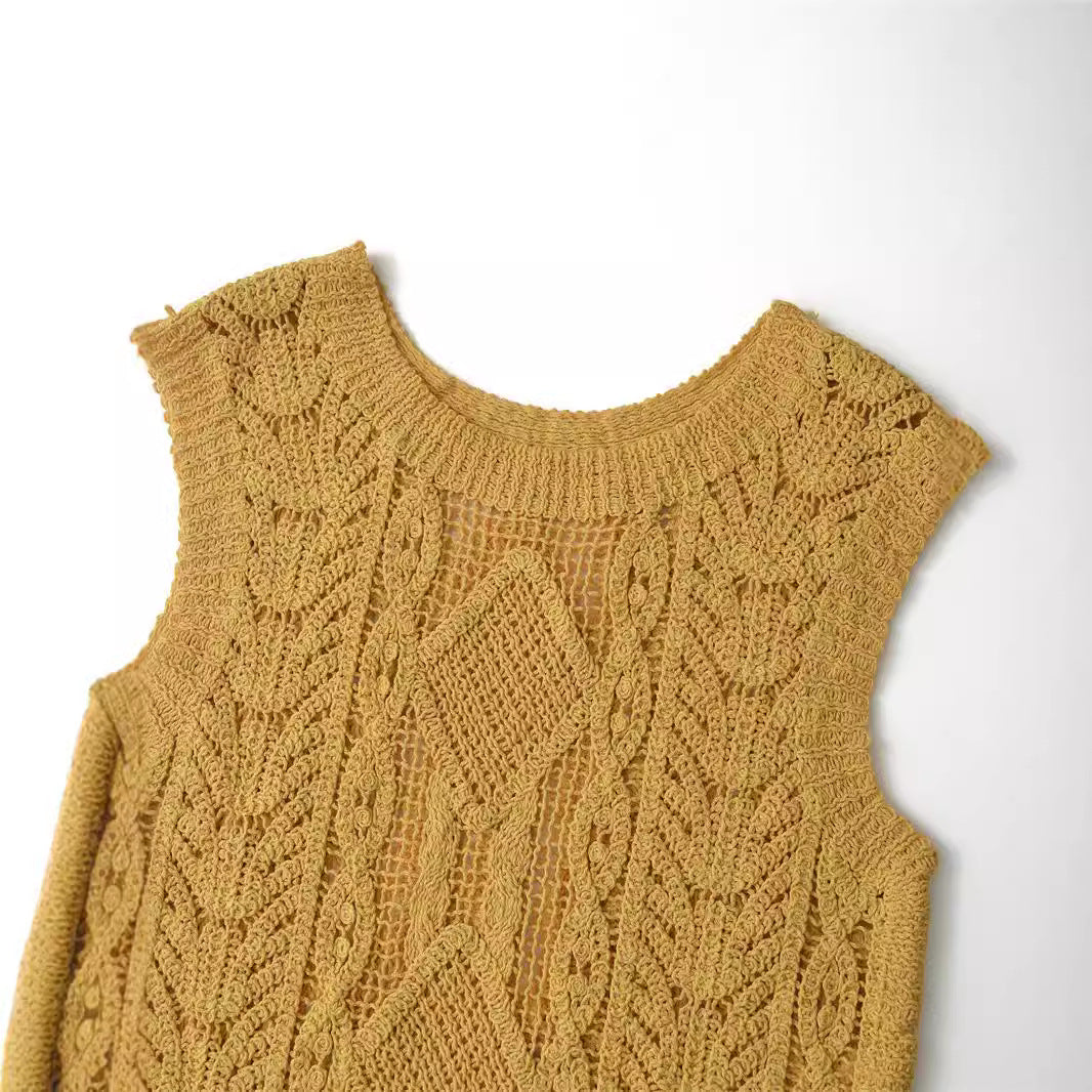 WezelBezel Vest Style Top - Fashionable Pullover