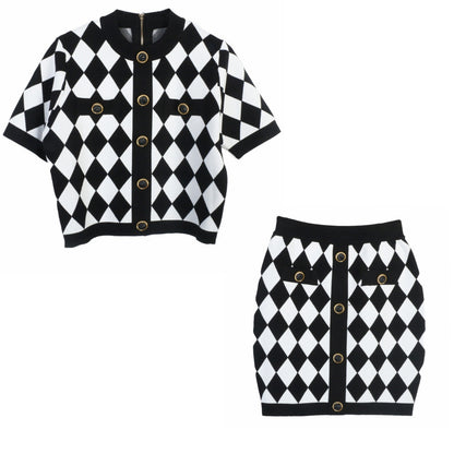 WezelBezel Cardigan Set Skirt - Small Fragrance Style