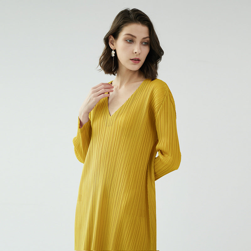 WezelBezel V-neck Dress - High Waist Swing